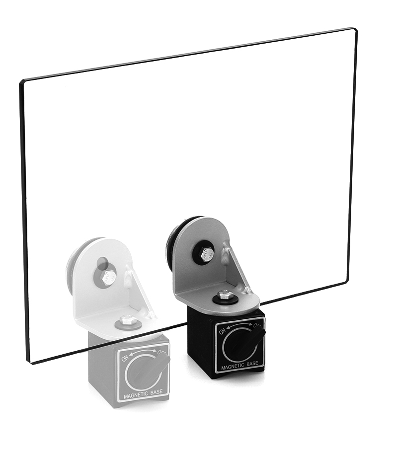 Safety guard 350 x 250 mm with magnetic base Safety guard 350 x 250 mm with magnetic base